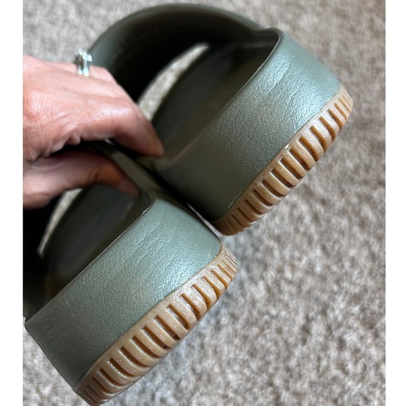 Nike Calm Medium Olive & Gum Slide Sandals SZ M9-W10